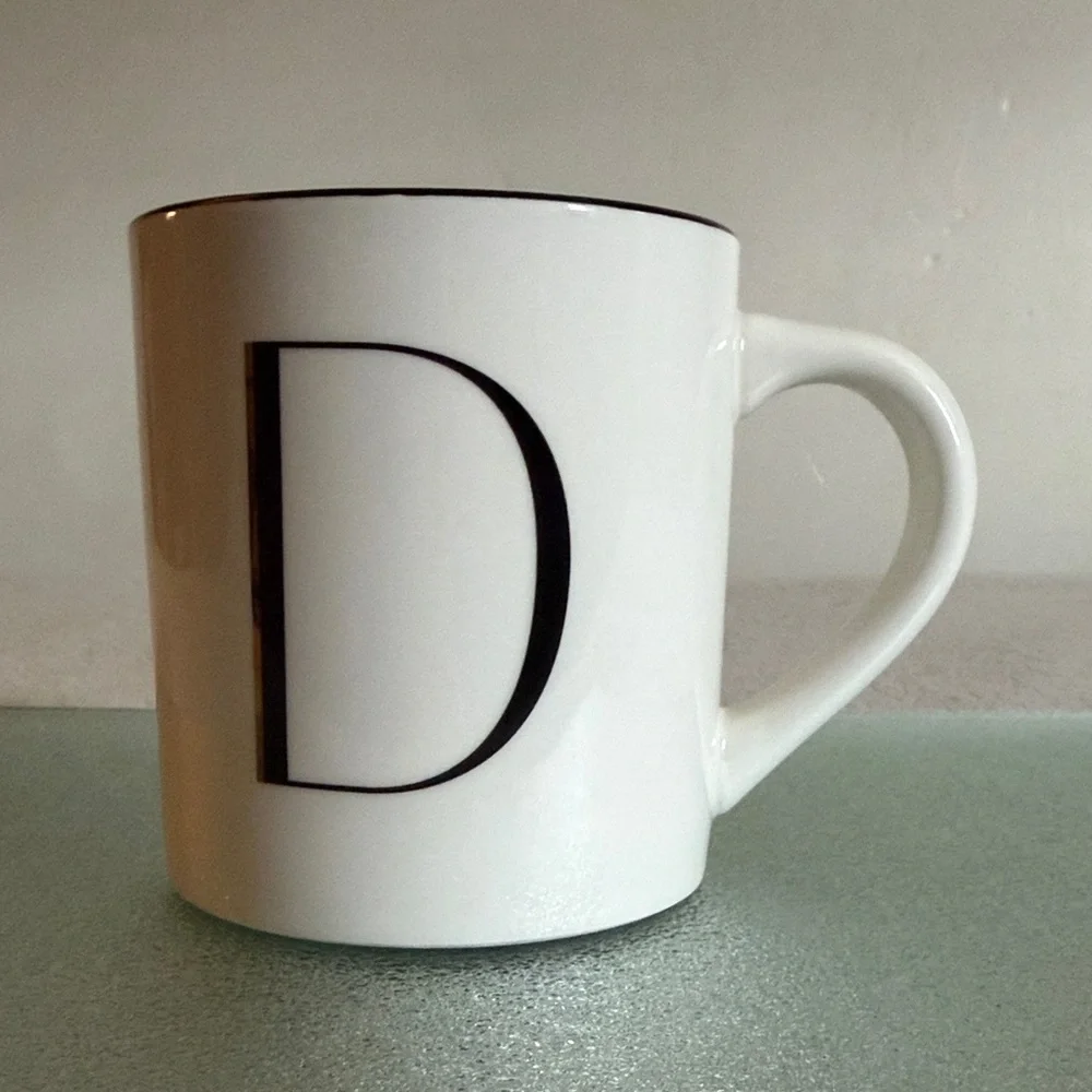 3/$35 TARGET Letter D mug